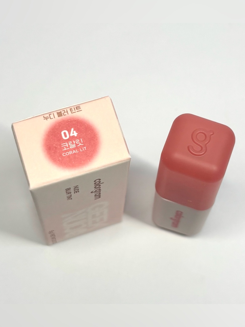 5/$22 COLORGRAM Nude Blur Lip Tint in Shade 04 - Coral Lit - Picture 3 of 4